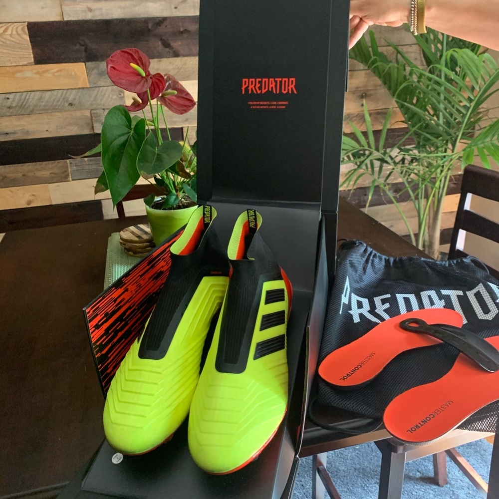 Adidas Predator 18+FG Soccer cleats. Size13.5